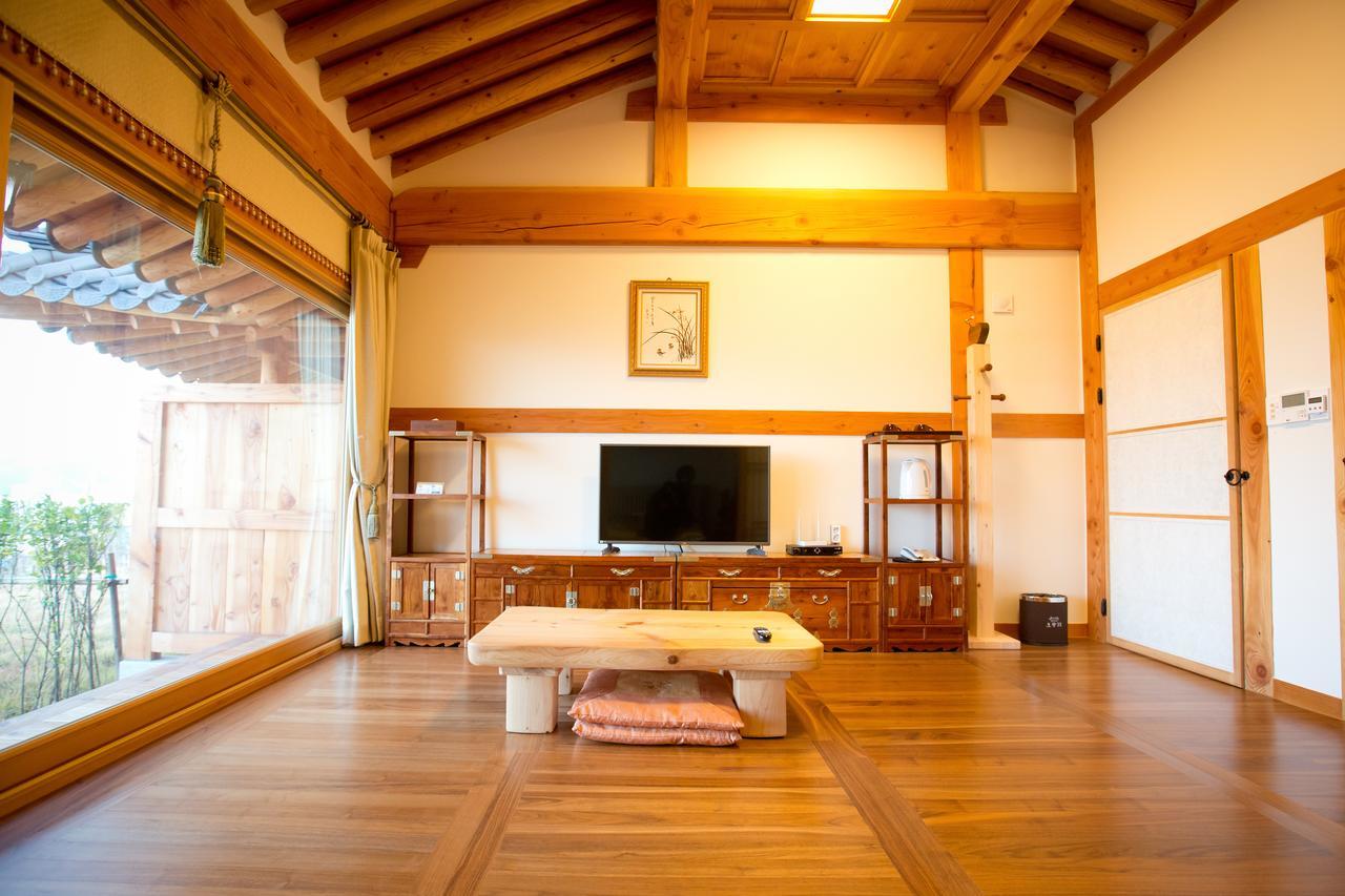 Korea Traditional Hotel O Dong Jae Yeosu Exterior photo