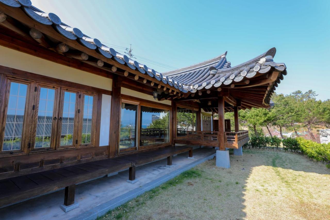 Korea Traditional Hotel O Dong Jae Yeosu Exterior photo